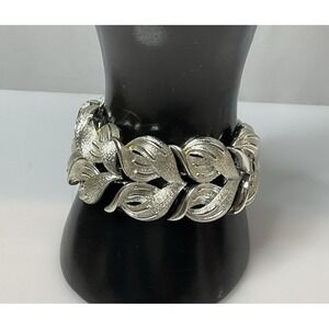 Vintage Coro Silver Tone Leaf Bracelet Chunky Mid Century Heavy Petite Size 6.5"